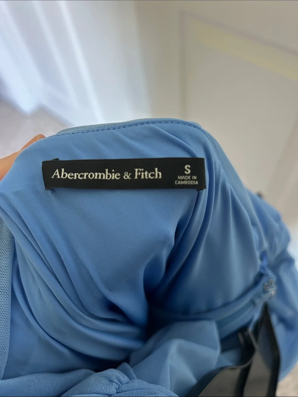 Abercrombie & Fitch elegant sky